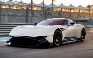 Aston Martin Vulcan 2016 года